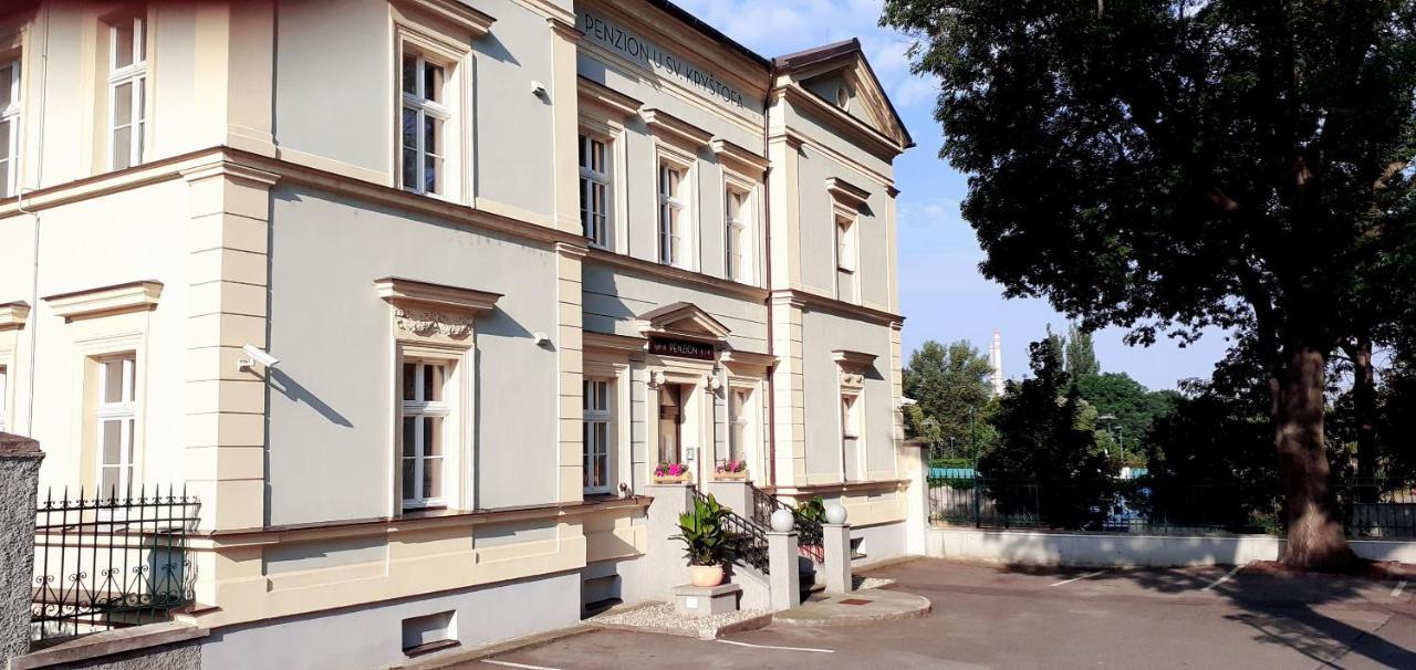 Penzion U Sv. Krystofa Prag Exteriör bild